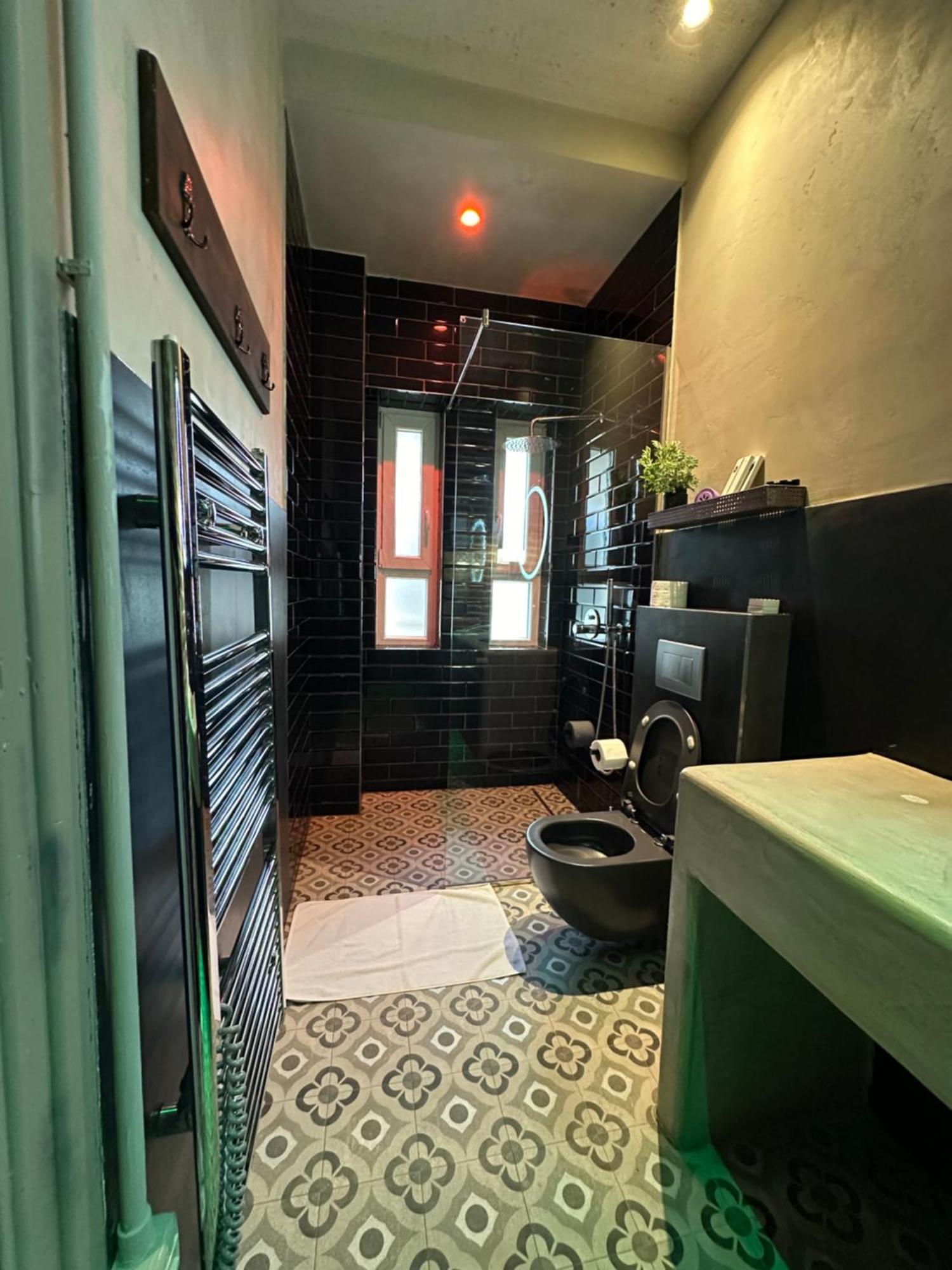 Meri Boutique Hotel Korce Eksteriør billede